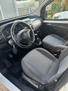 Peugeot Bipper (8 фото из 10)