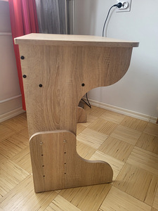 Laste kirjutuslauad (2 foto / 4)