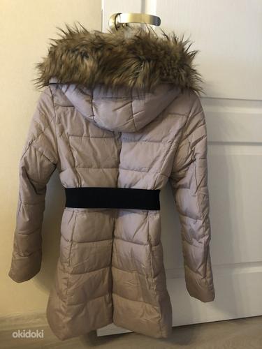 Стильное зимнее пальто на размер s (фото #2)