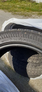 Rehvid Gripmax winter 275/40 R20 (2 foto / 3)