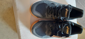 Asics Uued nr.40 (3 foto / 3)