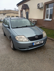 TOYOTA COROLLA УНИВЕРСАЛ (1 фото из 3)