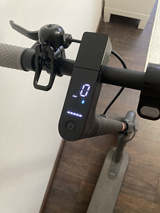 Xiaomi Mi Electric Scooter 1S (1 foto / 4)
