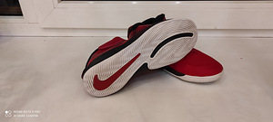 Nike team hustle s. 33 (3 foto / 4)