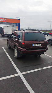 Jeep grand Cherokee (5 foto / 10)