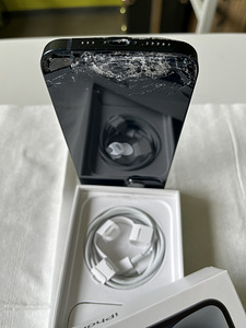 iPhone 14, Midnight, 128gb rikkis (3 foto / 8)