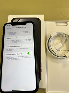 iPhone XR, 64gb, must (2 foto / 4)