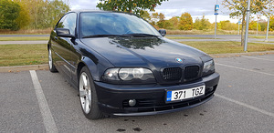 BMW 323Ci 2.5 125kW (2 foto / 7)