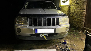 Jeep комплект подрамника для лебедки (6 фото из 7)
