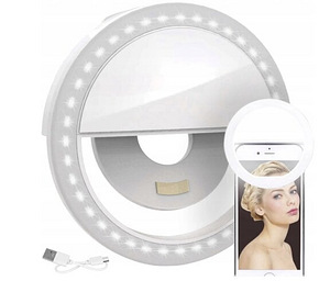 LED rõngasvalgusti selfie tegemiseks (1 foto / 10)