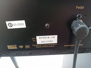 Müün digital pianino Roland RP501R-CR + tool (3 foto / 3)