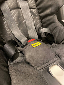DOONA TURVATOOL-JÄLUTUSKÄRU + ISOFIX + BEEBITARVETE KOTT (6 foto / 10)