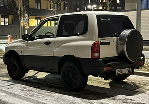 Suzuki Grand Vitara (3 foto / 6)