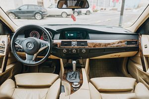 BMW 535d (5 foto / 14)