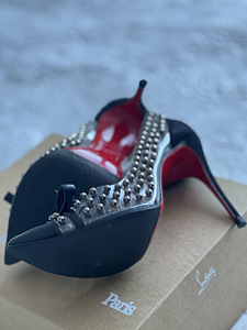 Christian Louboutin (6 foto / 10)