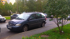 Chrysler Voyager 2.5crd (2 foto / 7)