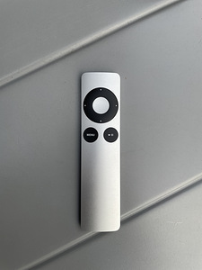 Apple TV gen4 32gb A1625 (4 foto / 4)