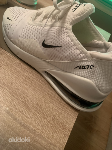 Кроссовки Nike airmax 270 белые 45 размер (фото #3)