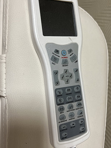 Педикюрное кресло (3 фото из 3)