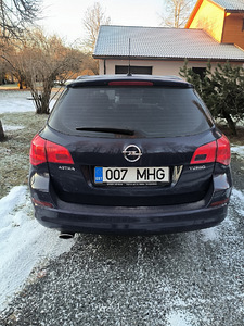 Opel astra j (3 foto / 11)