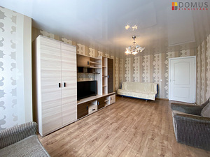 Kangelaste prospekt 42, Pähklimäe, Narva, Ida-Virumaa (1 foto / 10)