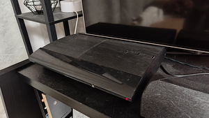Playstation 3 500GB + 16 игр (2 фото из 4)