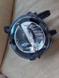BMW 3 (F30, F80) OEM LED Front Left foglight (1 foto / 3)