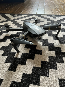 DJI Mavic Pro drooni komplekt (2 foto / 4)