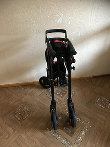 Kokkupandav kvaliteetne rulaator (3 foto / 5)