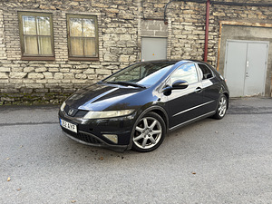 Honda Civic (2 фото из 12)
