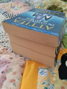 E.L.James Grey ja Attila inglise keeles (7 foto / 8)