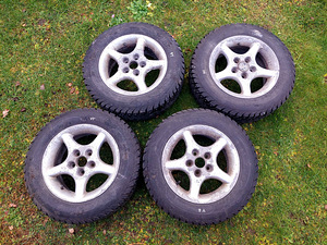 Naastrehv Sava Eskimo Stud 195/65R15 91T (8 foto / 10)