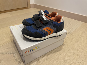 Müüa Geox laste tossud, suurus 25 (1 foto / 2)