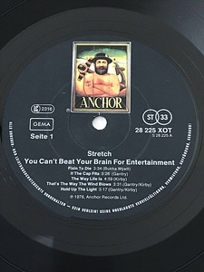 STRETCH - YOU CANT BEAT YOUR BRAIN FOR ENTERTAINMENT. (4 foto / 6)
