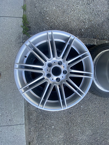 BMW Wheels 225 Veljed Диски 18 5x120 F10 F11 (2 фото из 6)