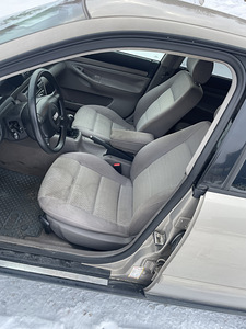 Audi a4 1.6 74kw (6 foto / 6)