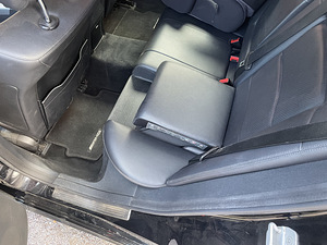 Mercedes-Benz E250 4Matic (6 foto / 7)