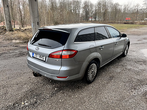 Ford Mondeo 1.8 92kw (3 foto / 5)