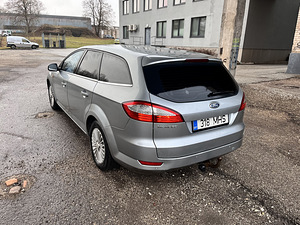 Ford Mondeo 1.8 92kw (4 foto / 5)