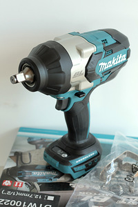 Akulöökmutrikeeraja Makita DTW1002Z 18V PRO 1000Nm (1 foto / 3)