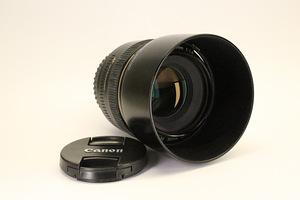 Canon EF 50mm f/1.4 USM (1 foto / 1)