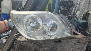 Esituled Toyota Land Cruiser 150 jaoks (1 foto / 9)