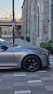 BMW 525 M-Paket 2.0 160кВ (4 фото из 7)