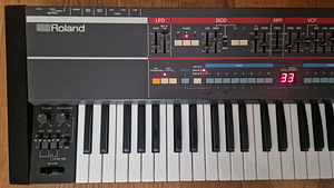 Müüa Roland Juno 106 (3 foto / 3)