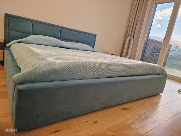 Кровать 200х200 (постельный ящик, двуспальная, матрац) (фото #1)