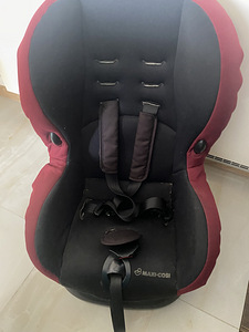 Maxi cosi turvahääl ja Isofix alus (1 foto / 6)