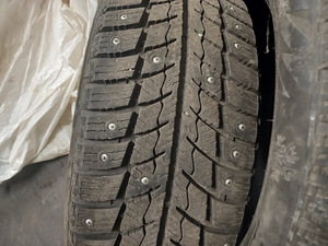 Landsail ice star id33 205/55 r16 (6 foto / 9)