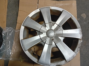 Литые диски 4×100 r15 (4 фото из 7)
