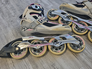 Rulluisud Rollerblade naiste nr 40 + kaitsmed (3 foto / 7)