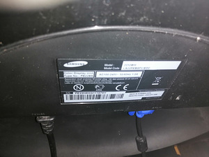 22-дюймовый монитор HP 6200 Pro (4 фото из 4)